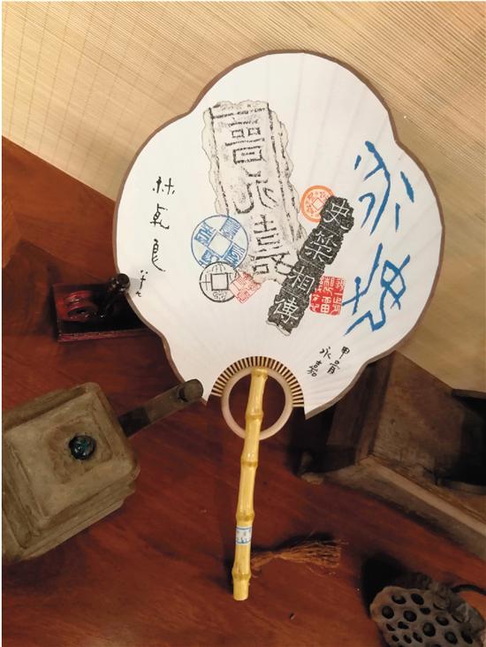 扇面艺术:“锦灰堆”