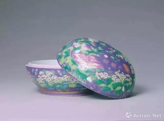 与慈禧太后关系密切的大雅斋的瓷器