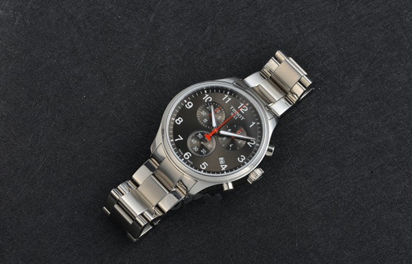 天梭推出全新速驰系列亚运会特别款腕表