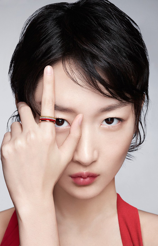 周冬雨魅力演绎宝诗龙Quatre Red系列新作