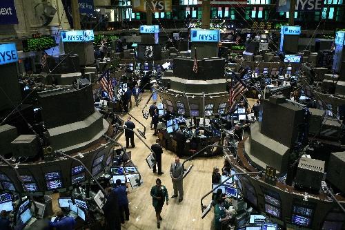 美股大跌致全球市场波动 部分机构看中其中投资机会