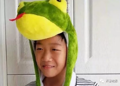 史上最不开心卖家秀火了 画风真是清奇呀!