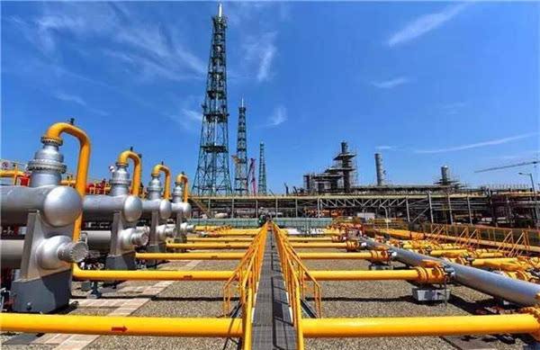 中国石化天然气分公司LNG液体产品日销量首破万吨大关