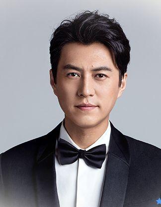 靳东人设崩塌事件始末