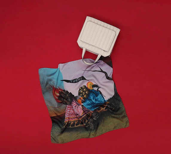 瓦莱可斯特拉 (Valextra) 限量圣诞礼盒 随心自主搭配!