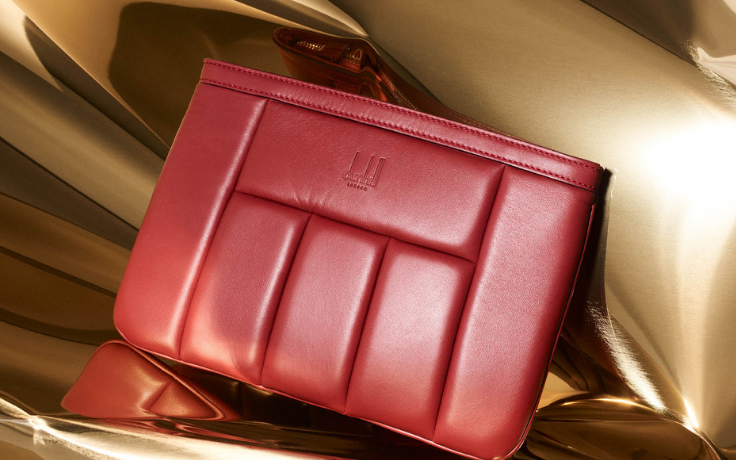 登喜路 (Dunhill) 推出限量版Concours红色皮革包