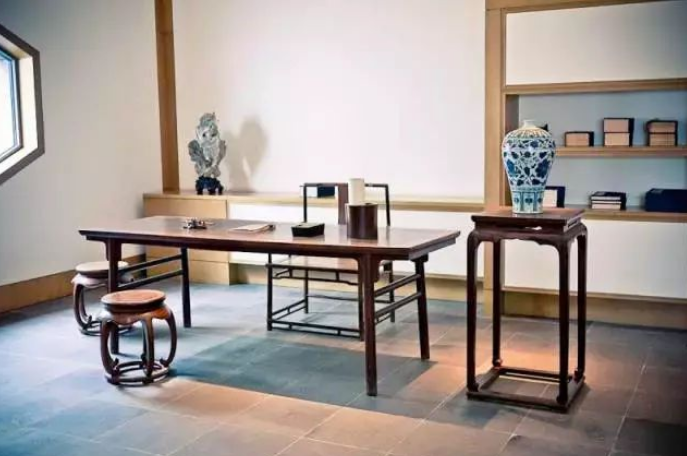 红木家具开裂是质量问题吗?