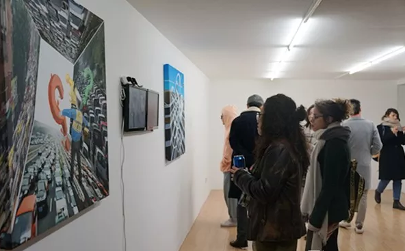 24组作品共同带来一场名为“尴尬”的展览于上海香格纳M50正式开幕