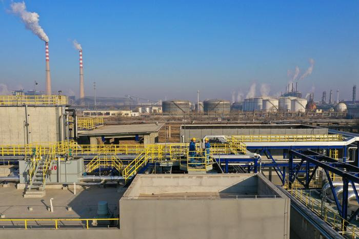 天津石化处理外排烯烃污水共计568347吨