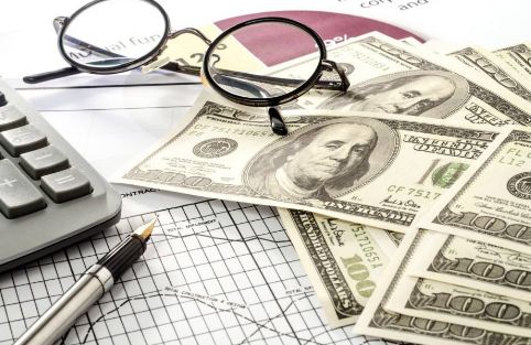 2019经济硬着陆_...6.6 左右,2019年增6.3 不会硬着陆