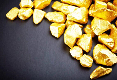 中国大妈被套黄金多年 终于迎来“解放”曙光?