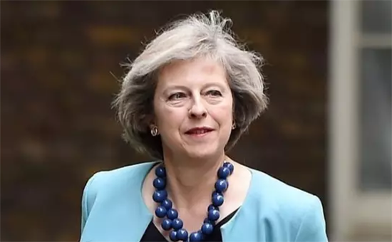 梅姨顺利通过投票准备PlanB 现货白银盘整以待良机