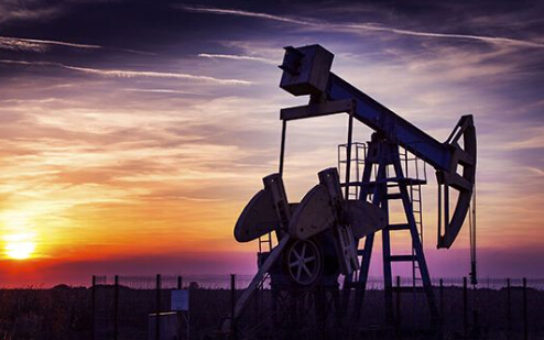 全球原油需求继续下滑 油价高波动将成为常态