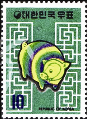 说一说世界各地最早的生肖猪邮票