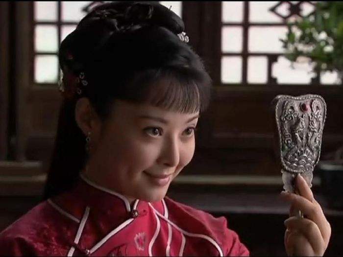 袁立为什么这么落魄