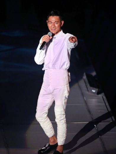 刘德华演唱会完整版2017 a6c24fec7bf5611e679eb86ea1d858de.jpg?_=1553246202313