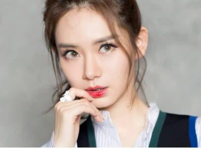 戚薇是中韩混血吗