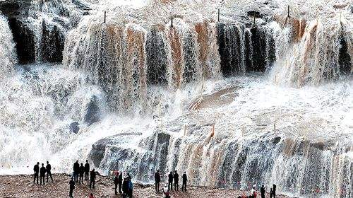 壶口瀑布桃花汛在什么时间(壶口瀑布桃花汛形成原因)