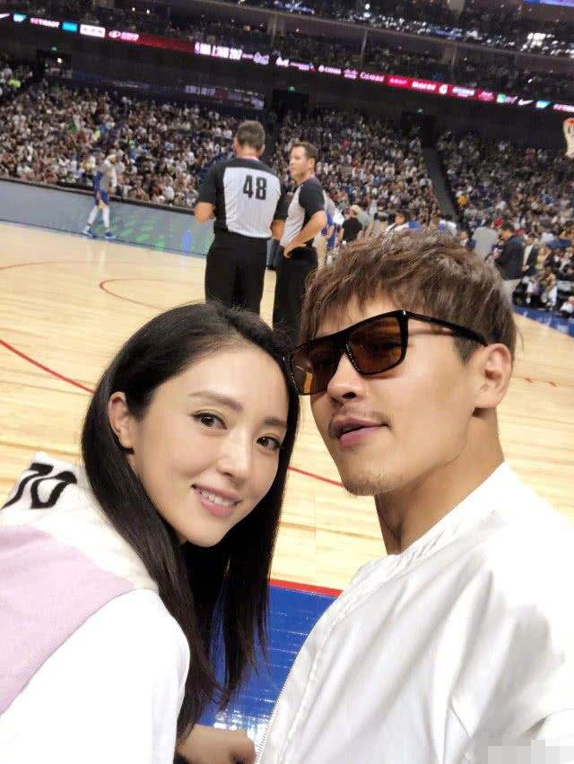 高云翔董璇共侍金主是怎么回事