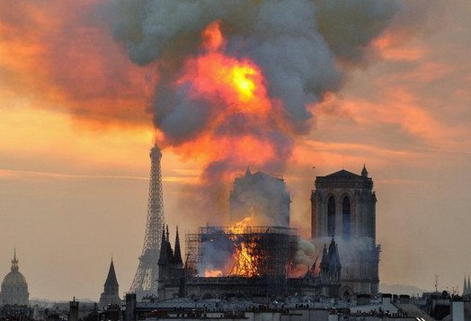巴黎圣母院大火烧毁了多少文物?