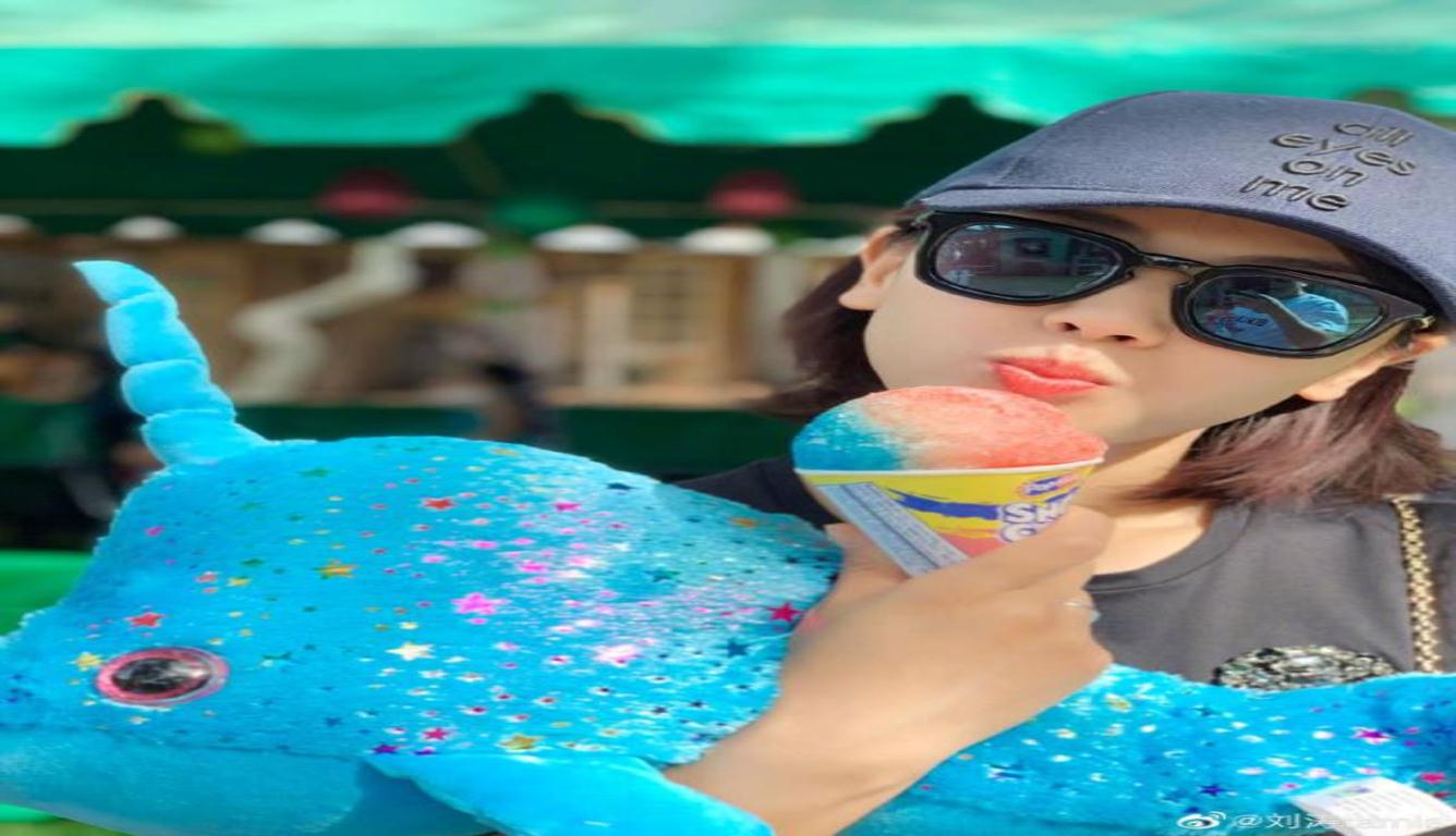 刘涛出道19周年 发文感恩大家长久以来的喜爱