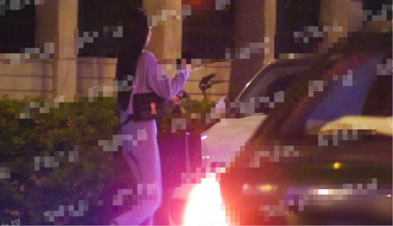 李亚鹏新恋情疑曝光 这位黑长直美女是新女友吗?