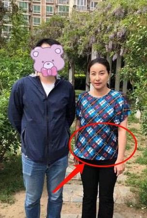 郭晶晶怀第三胎了吗