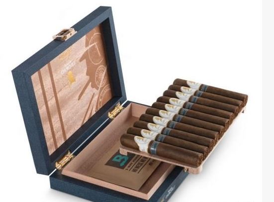 大卫杜夫推出温斯顿丘吉尔2019年限量版雪茄及配件