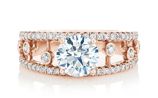 伟德bv1946官网-“掉价”的钻石：万元钻戒回收价不足2600元其中1700多元来自金戒托