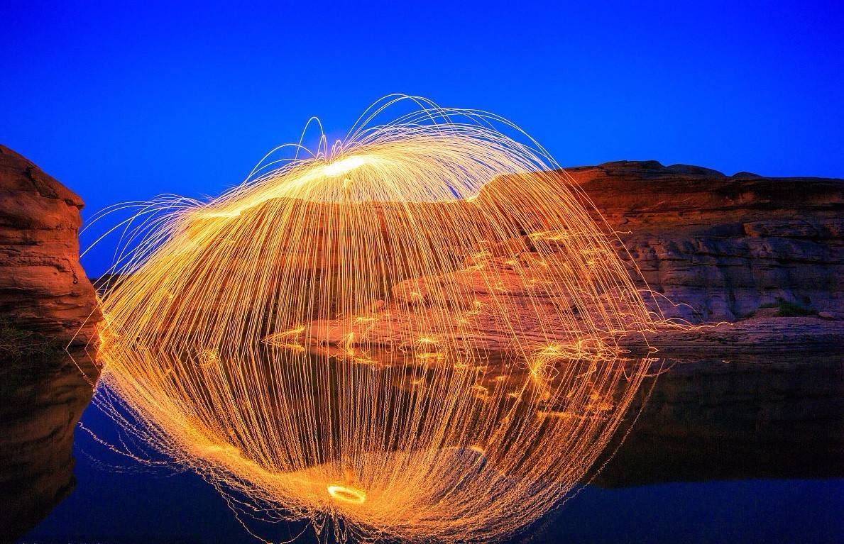 我国钢材产销两旺 钢材市场将进入新的动荡期