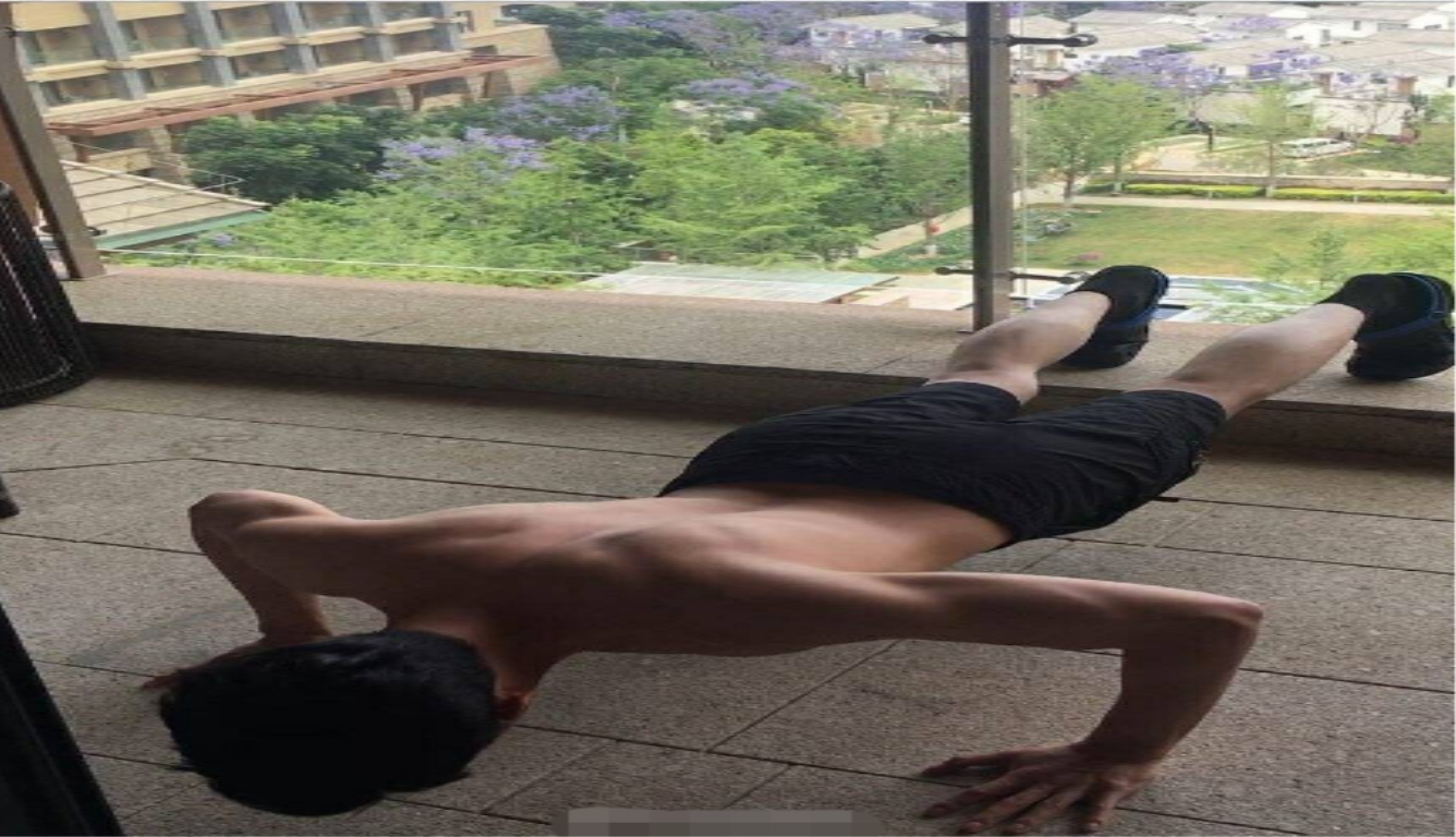 林更新晒健身照 夏天的健身动力来了!