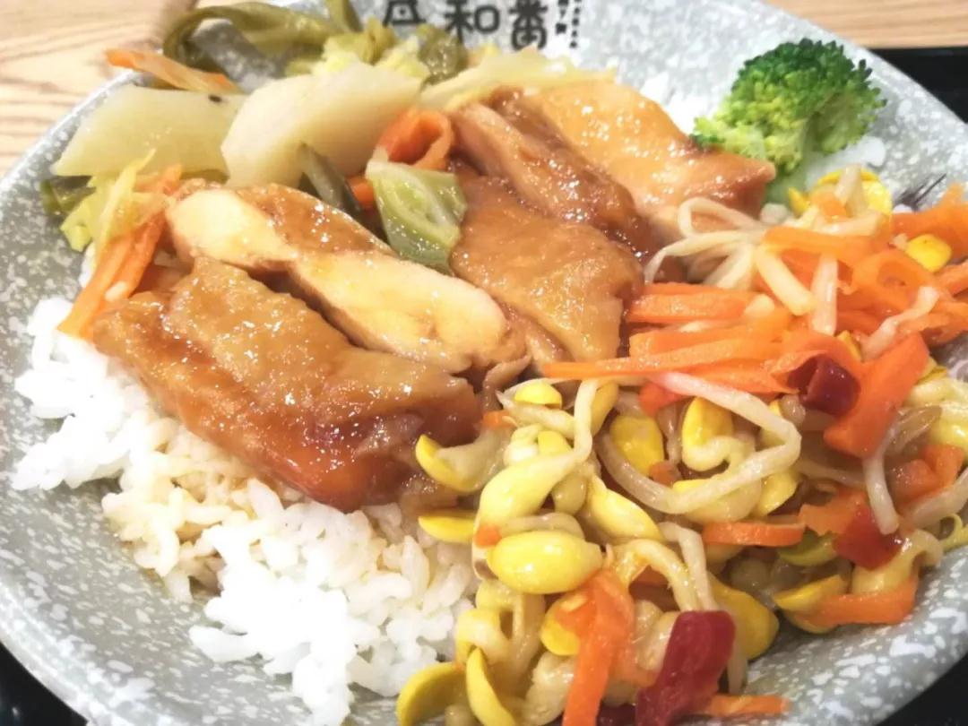 香得眉毛都要飞掉的日式小馆 竟然15元就能吃饱!