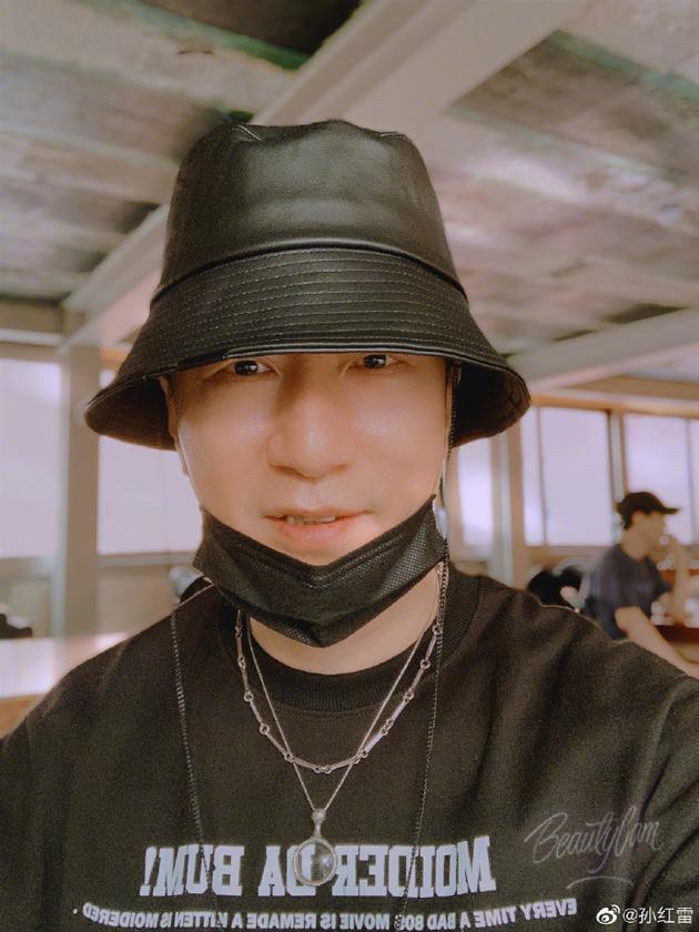 孙红雷买瓜表情包 本尊见了都尴尬