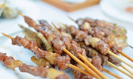 木屋烧烤店菜单有什么?这家店生意超火 看完菜单就明白为啥了!