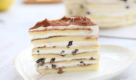 罗莎蛋糕有没有加盟的?做到上百家门店的秘密大曝光!