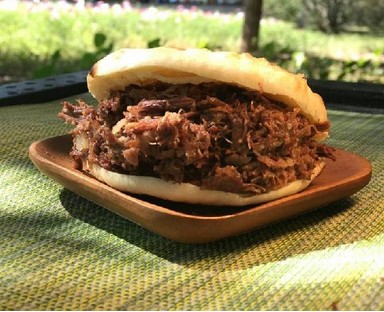 第一次创业失败后他3年磨一剑 让驴肉火烧今年大火!