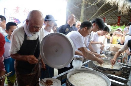 卖又贵又嚣张的一碗面为啥还是生意比你好?
