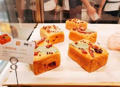 奈雪的茶推“火锅底料包” 呷哺呷哺2019年门店数将达1000家