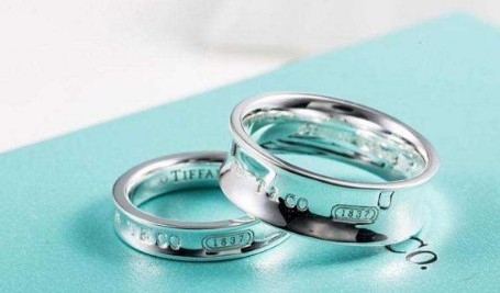 Tiffany戒指是什么材质