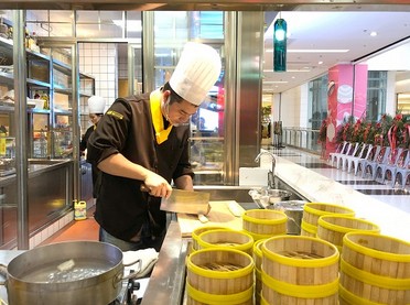 从街边到购物中心 拾贝为何能成为贵州平价海鲜的开创者?