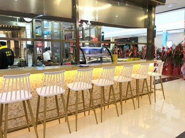 从街边到购物中心 拾贝为何能成为贵州平价海鲜的开创者?