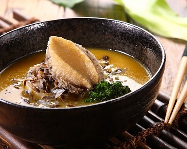 从街边到购物中心 拾贝为何能成为贵州平价海鲜的开创者?