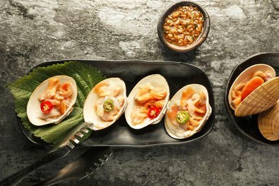 不主卖串的烧烤店 300平5万日流水