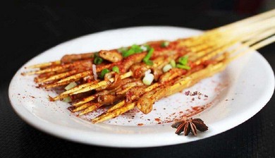 血本无归到月净赚20万 这家烧烤店经历了什么?