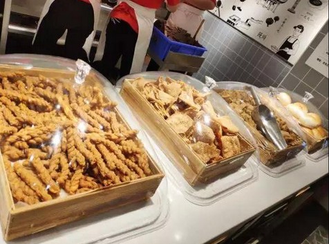 媒体争相报道的炸糕!这家店月入二十万