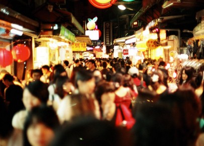 “夜经济”蓝海开启 餐饮业如何夜市捞金?