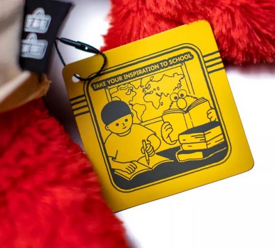 跨界大师喜茶又搞事了!联名芝麻街推出开学礼盒