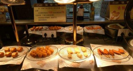 最高日营业额5万 开在小县城的夏威驿牛排怎么做到的?