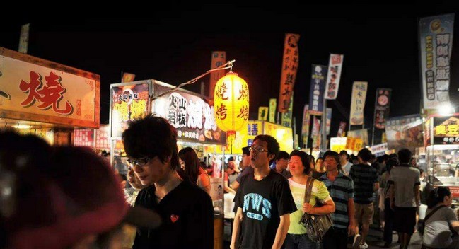 万亿商机“夜经济” 夜幕降临 餐饮人的竞争才刚刚开始