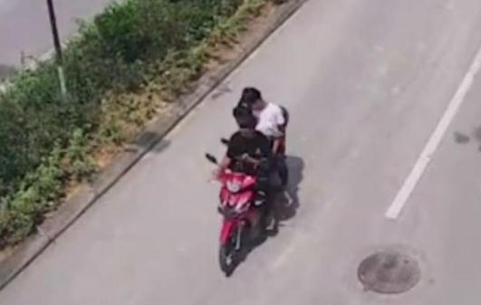 15岁少年逆行身亡 交警认定15岁少年负事故全责